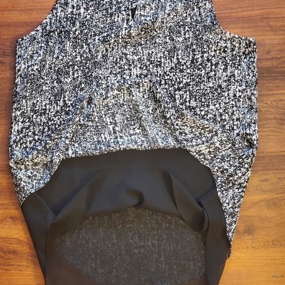 Bundle Only:Violet and Claire Black White Double Layered Tank Blouse Size Medium - Picture 2 of 11